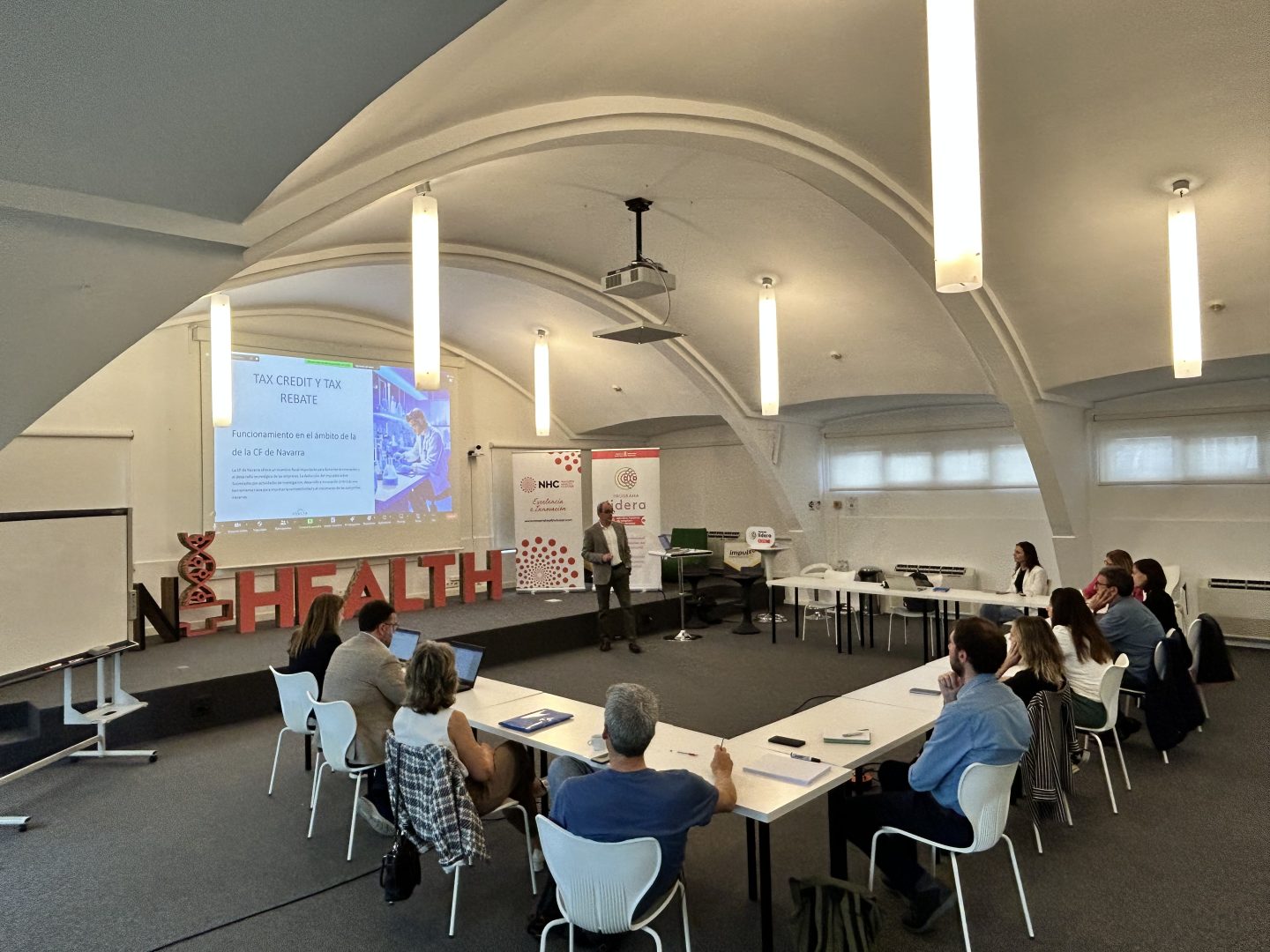 Taller sobre deducciones fiscales por I+D+i